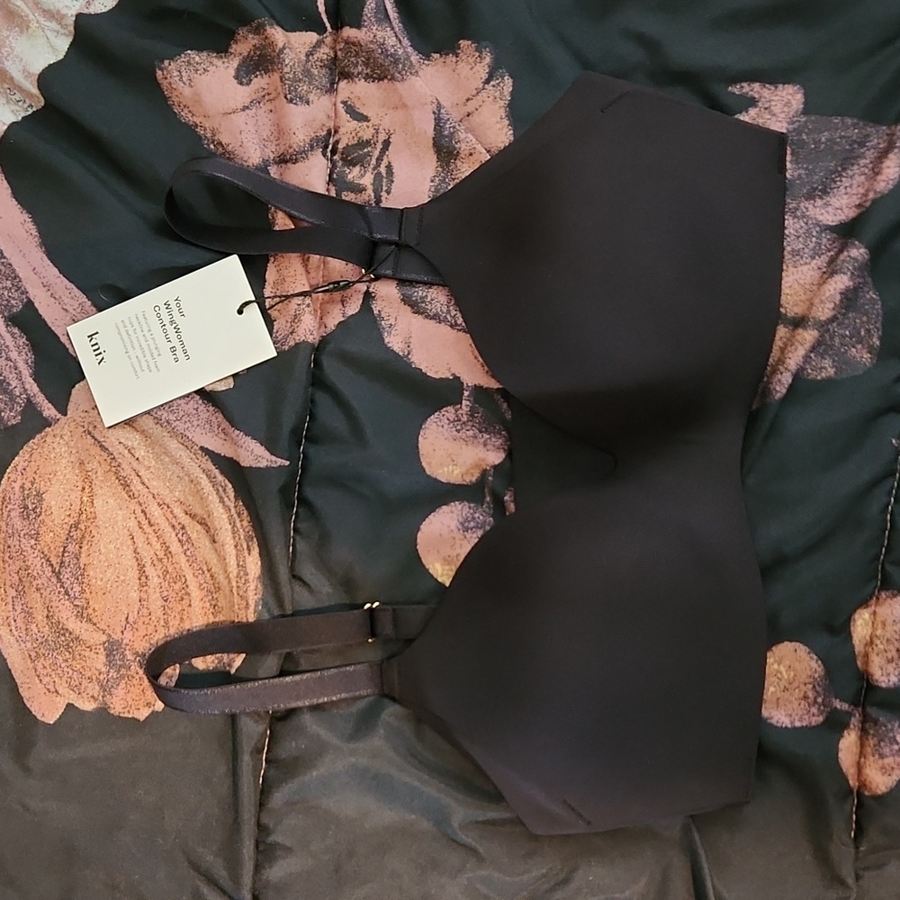 NWT Knix Wingwoman Contour bra